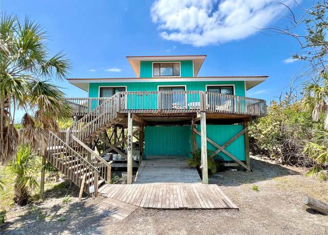 Property at 9580 Almirate Ct, Placida, FL 33946, 3 beds, 2 baths