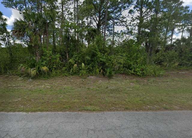 Property at 8030 Sandalwood Cir, Labelle, FL 33935