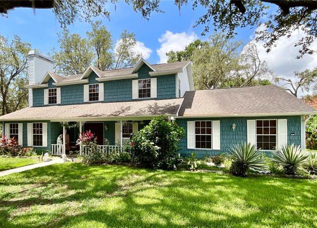 Property at 8834 Whispering Oaks Trl, New Port Richey, FL 34654, 4 beds, 2.5 baths