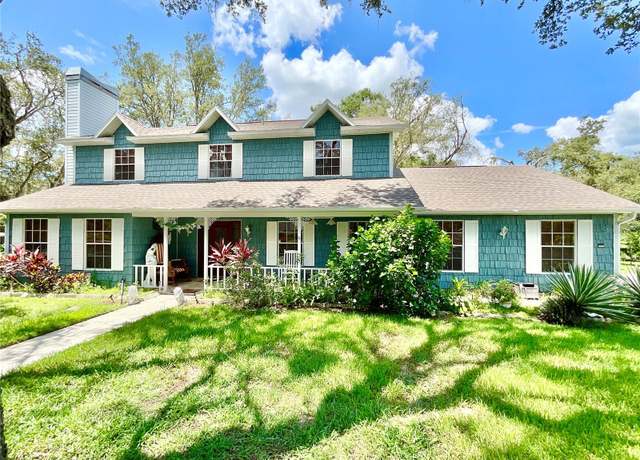 Property at 8834 Whispering Oaks Trl, New Port Richey, FL 34654, 4 beds, 2.5 baths
