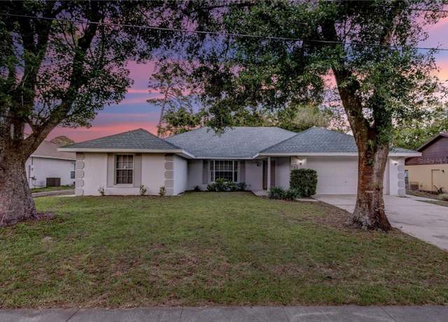 Property at 731 Red Coach Ave, Deltona, FL 32725, 3 beds, 2 baths
