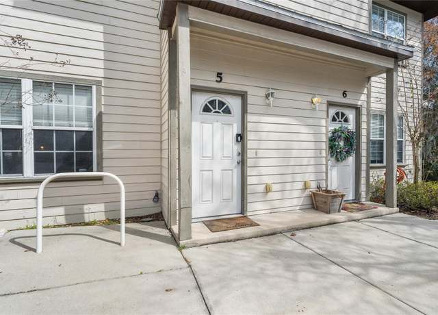 Property at 235 SE 16th Ave #5, Gainesville, FL 32601, 2 beds, 2.5 baths