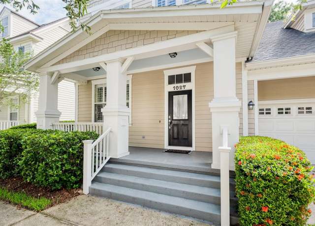 Property at 1027 Banks Rose St, Celebration, FL 34747, 4 beds, 2.5 baths