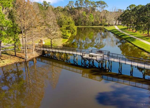 Property at 12027 Wandsworth Dr, Tampa, FL 33626, 5 beds, 3.5 baths