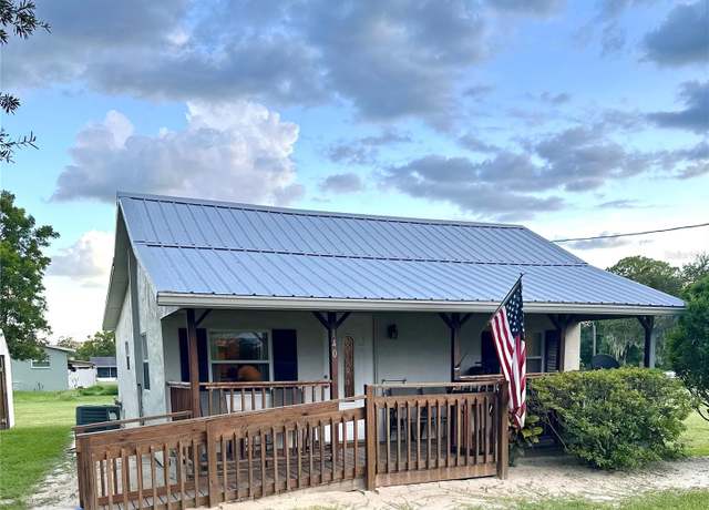 Property at 140 Williams St, Mulberry, FL 33860, 2 beds, 1 bath