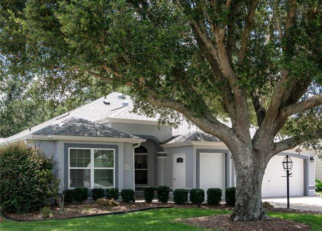 Property at 8215 SE 171st Mcalpin St, The Villages, FL 32162, 4 beds, 3 baths
