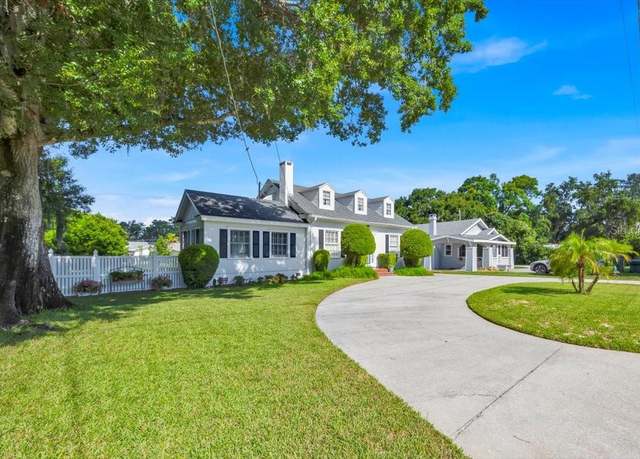 Property at 945 7th St NW, Winter Haven, FL 33881, 3 beds, 2 baths