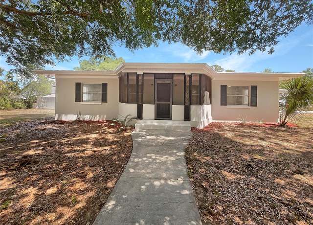 Property at 1249 12th St, Clermont, FL 34711, 2 beds, 3 baths