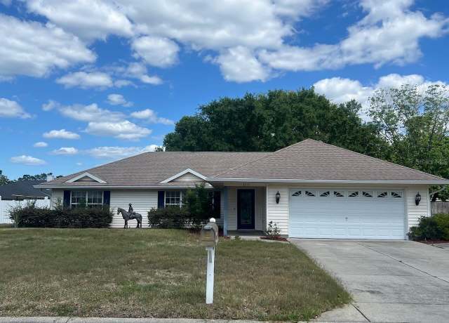 Property at 3210 SE 54th Cir, Ocala, FL 34480, 3 beds, 2 baths