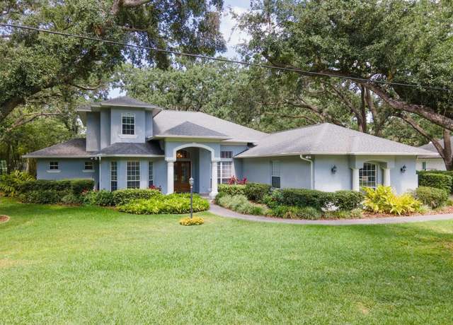 Property at 12002 Hope Ln, Tampa, FL 33618, 4 beds, 3 baths