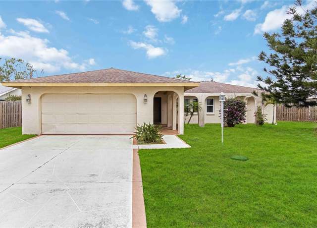 Property at 3121 Mohawk St, Sarasota, FL 34231, 3 beds, 2 baths