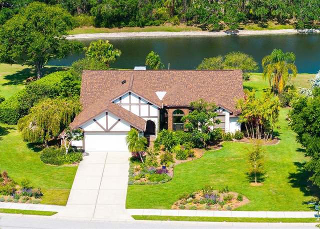 Property at 3105 Wilderness Blvd W, Parrish, FL 34219, 3 beds, 2.5 baths