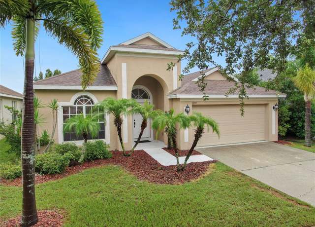 Property at 5229 Clover Mist Dr, Apollo Beach, FL 33572, 3 beds, 2 baths