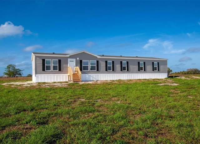 Property at 7141 SW Groveway, Arcadia, FL 34266, 4 beds, 3 baths