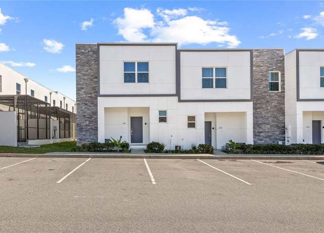 Property at 625 Trikomo Dr, Davenport, FL 33896, 5 beds, 4 baths