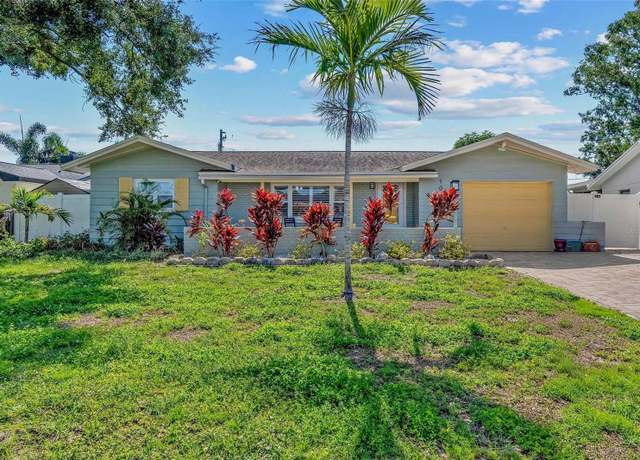 Property at 10339 111th St, Largo, FL 33778, 3 beds, 2 baths
