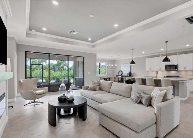 Property at 17723 Polo Trl, Bradenton, FL 34211, 3 beds, 3 baths