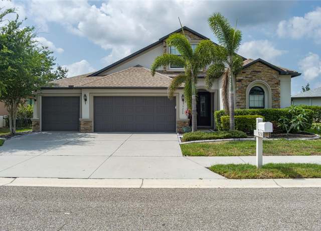 Property at 9236 Raes Creek Pl, Palmetto, FL 34221, 4 beds, 2 baths