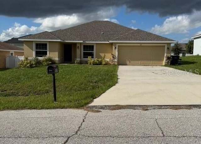 Property at 107 Athabasca Dr, Poinciana, FL 34759, 4 beds, 2 baths