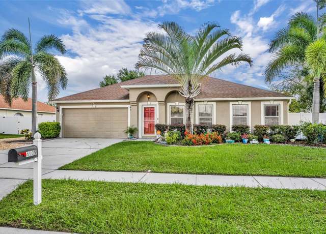 Property at 4905 Newton Ct, St Cloud, FL 34771, 4 beds, 2 baths