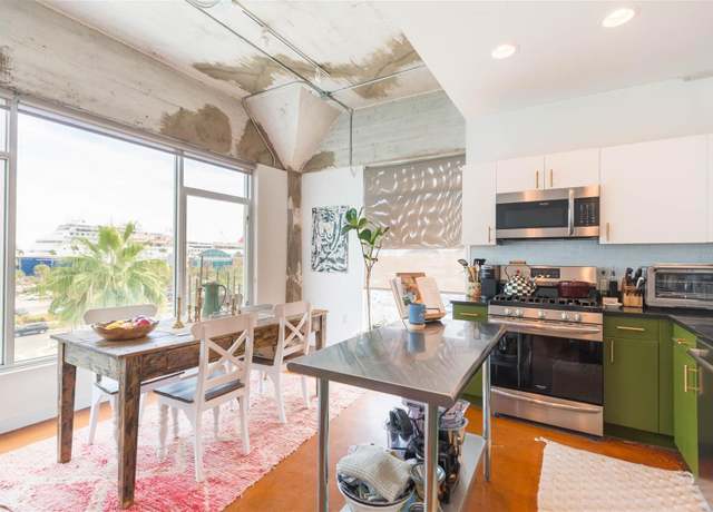 Property at 101 N 12th St #400, Tampa, FL 33602, 1 bed, 1 bath