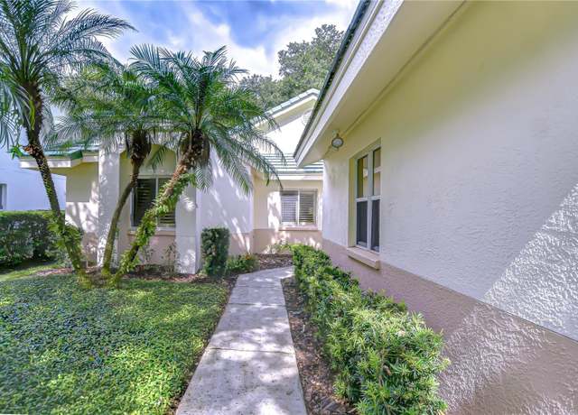 Property at 15878 Sanctuary Dr, Tampa, FL 33647, 3 beds, 2 baths