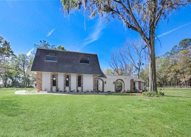Property at 2830 SE 31st St, Ocala, FL 34471, 5 beds, 4 baths