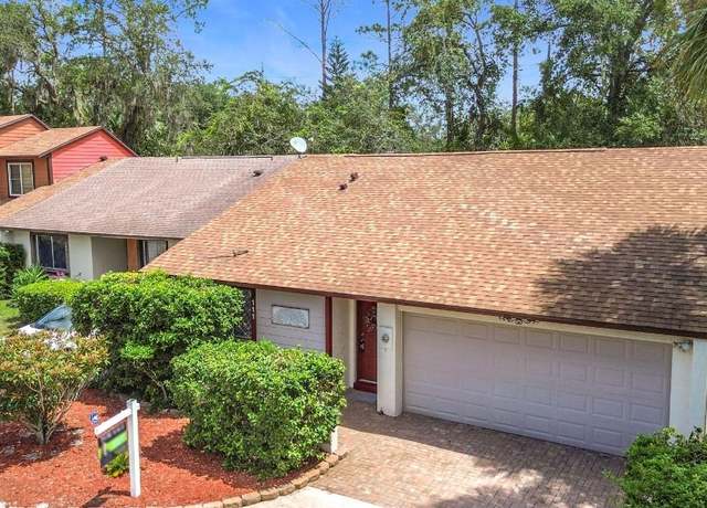 Property at 111 Spreading Oak Ct, Sanford, FL 32773, 2 beds, 2 baths