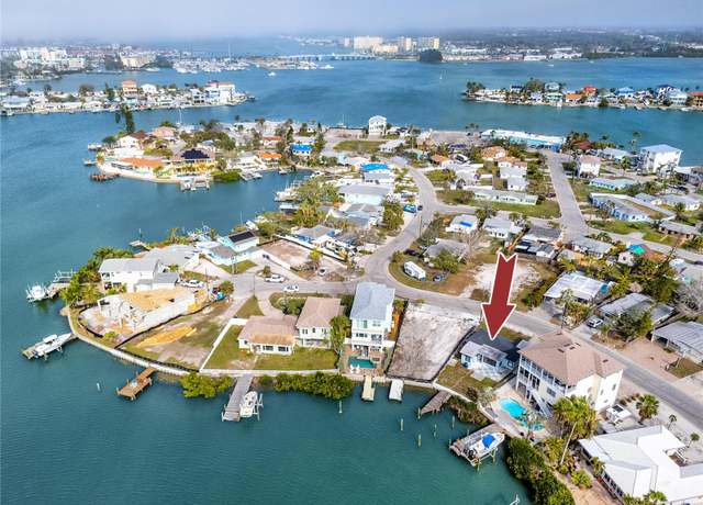 Property at 14050 W Parsley Dr, Madeira Beach, FL 33708, 3 beds, 2 baths