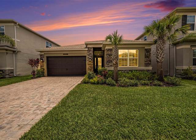 Property at 3318 Woodland Brook Way, Wesley Chapel, FL 33543, 2 beds, 2 baths