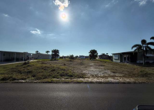 Property at 1378 Kiskadee Dr, Englewood, FL 34224