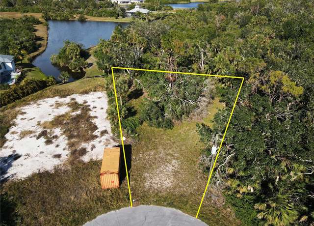 Property at 132 Hunter Rd, Rotonda West, FL 33947