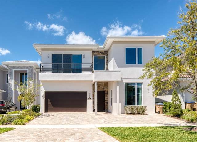 Property at 960 Jack Nicklaus Ct, Kissimmee, FL 34747, 8 beds, 9 baths