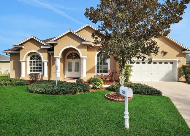 Property at 231 Terranova Blvd, Winter Haven, FL 33884, 4 beds, 3 baths