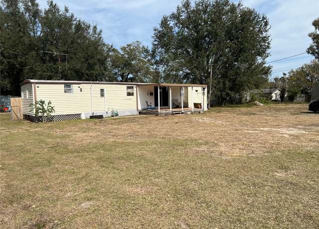 Property at 130 Temple St, Winter Haven, FL 33880, 2 beds, 1 bath