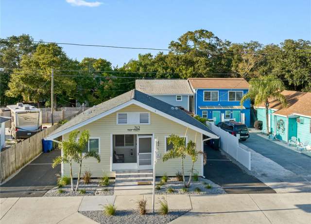 Property at 742 Main St, Dunedin, FL 34698, 6 beds, 6 baths