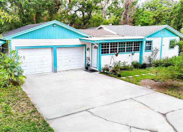 Property at 8712 N Temple Ave, Tampa, FL 33617, 3 beds, 2.5 baths