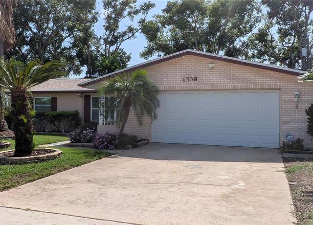 Property at 1538 S Lake Ave, Clearwater, FL 33756, 2 beds, 2 baths