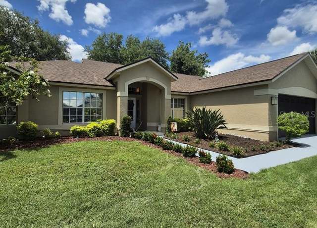 Property at 15917 Mercott Ct, Clermont, FL 34714, 3 beds, 2 baths