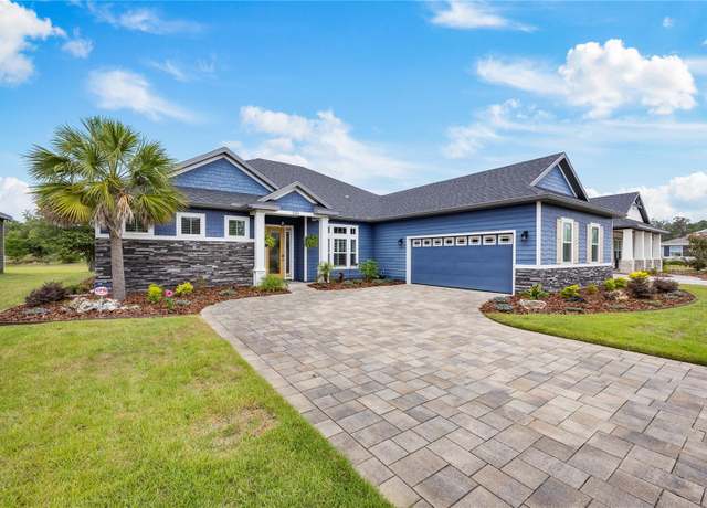 Property at 1084 NW 134th Way, Newberry, FL 32669, 4 beds, 3.5 baths