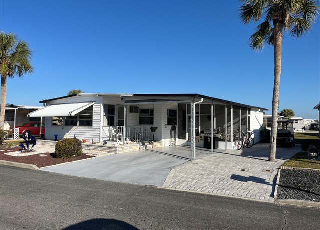 Property at 718 Roma Rd, Venice, FL 34285, 2 beds, 2 baths