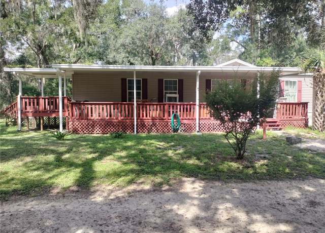 Property at 8380 E Julia St, Floral City, FL 34436, 3 beds, 2 baths