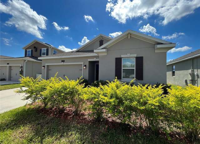 Property at 4310 Seven Canyons Dr, Kissimmee, FL 34746, 4 beds, 3 baths