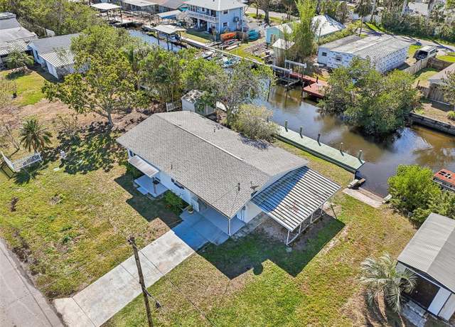 Property at 106 W North Branch Rd, Ruskin, FL 33570, 2 beds, 1 bath