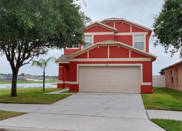 Property at 31035 Masena Dr, Wesley Chapel, FL 33545, 4 beds, 2.5 baths