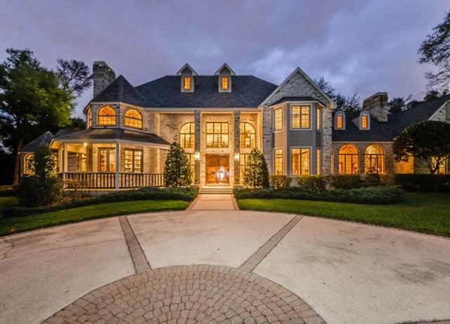 Property at 2901 Leprechaun Ln, Palm Harbor, FL 34683, 7 beds, 6.5 baths