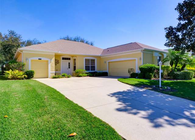 Property at 24104 Robinwood St, Leesburg, FL 34748, 2 beds, 2 baths