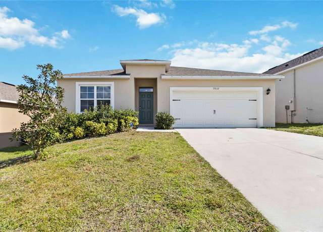 Property at 9537 Black Walnut Dr, Clermont, FL 34715, 4 beds, 2 baths