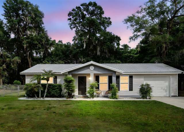 Property at 368 E Chelsea St, Deland, FL 32724, 3 beds, 2 baths