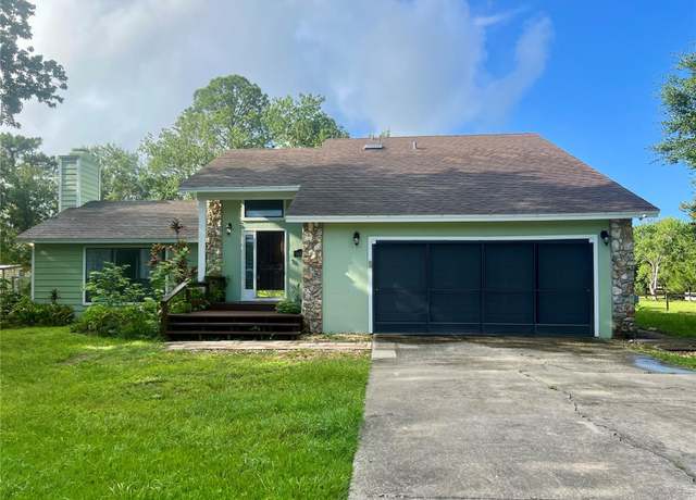Property at 21343 Reindeer Rd, Christmas, FL 32709, 3 beds, 2 baths
